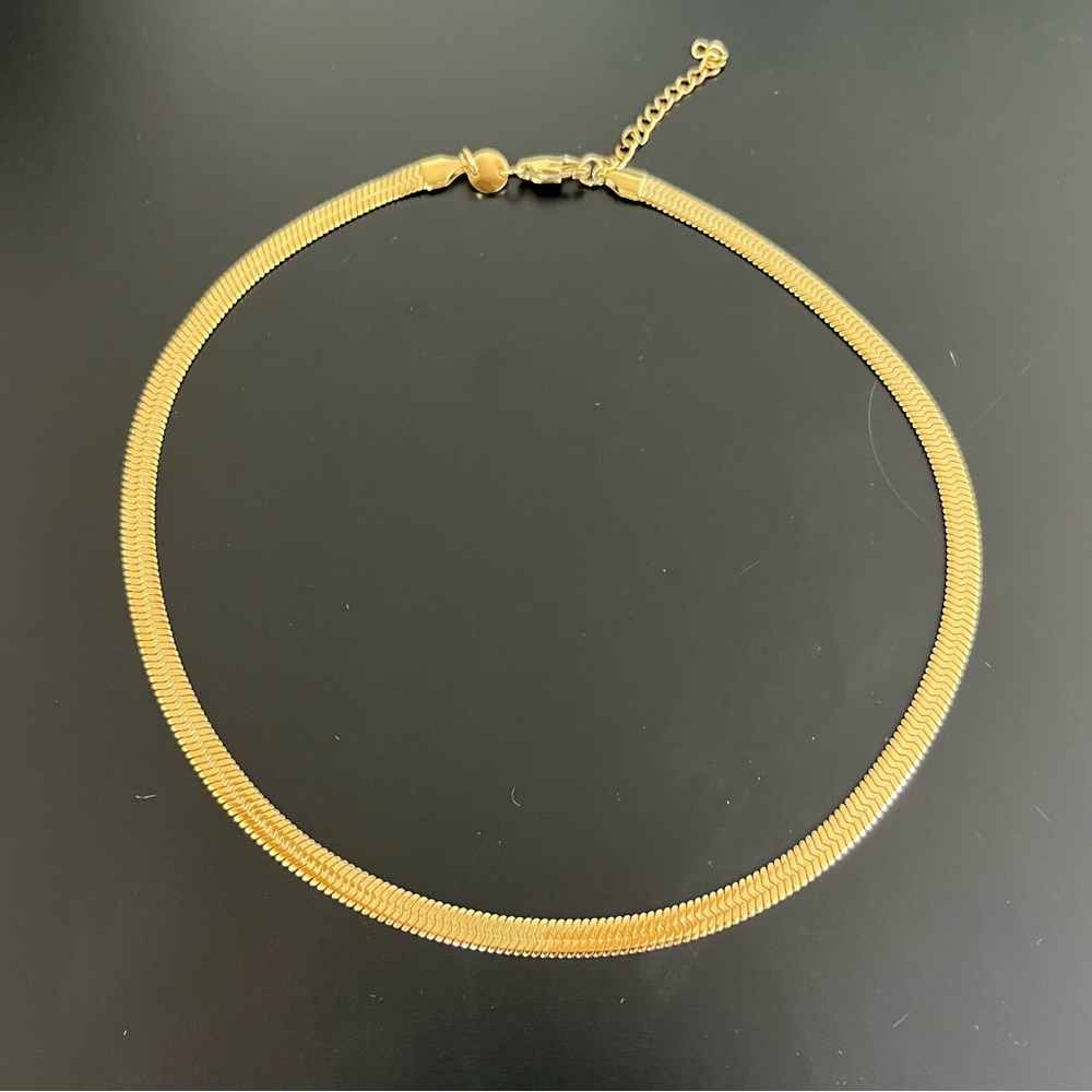 Gold Plated sterling silver Jennifer Zeuner lay-flat herringbone necklace gift - Picture 4 of 4